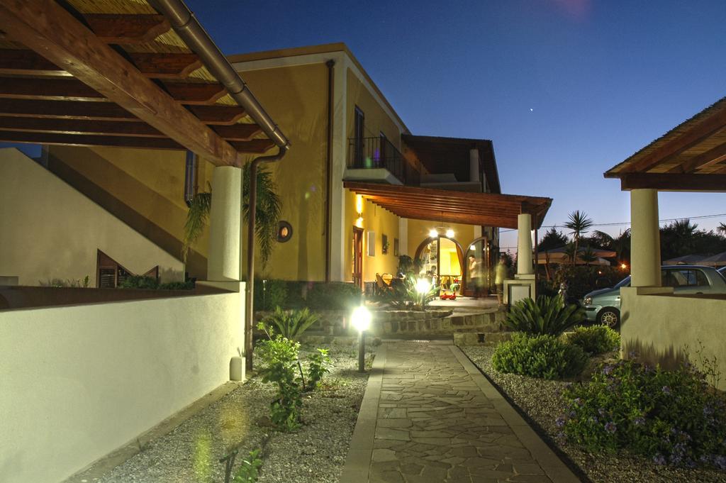 Eolian Residence Lipari  Zimmer foto